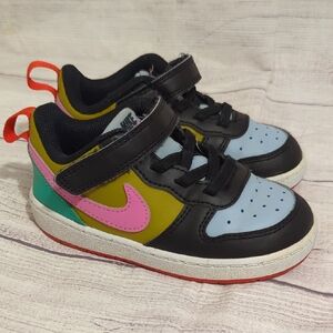 Nike Kids Black and Pink Sneakers